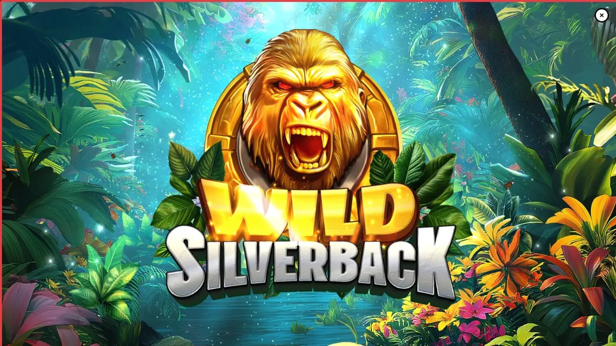 Pemandangan hutan tropis yang rimbun dengan simbol gorila silverback pada slot Wild Silverback